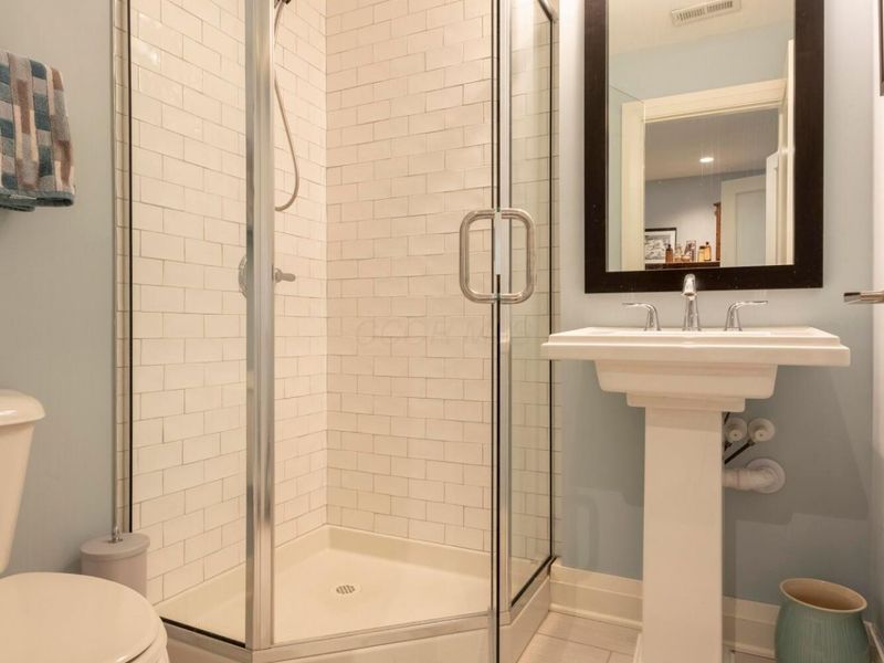 128 W Starr Avenue, Unit Unit 1, Columbus, OH 43201 Photo 34