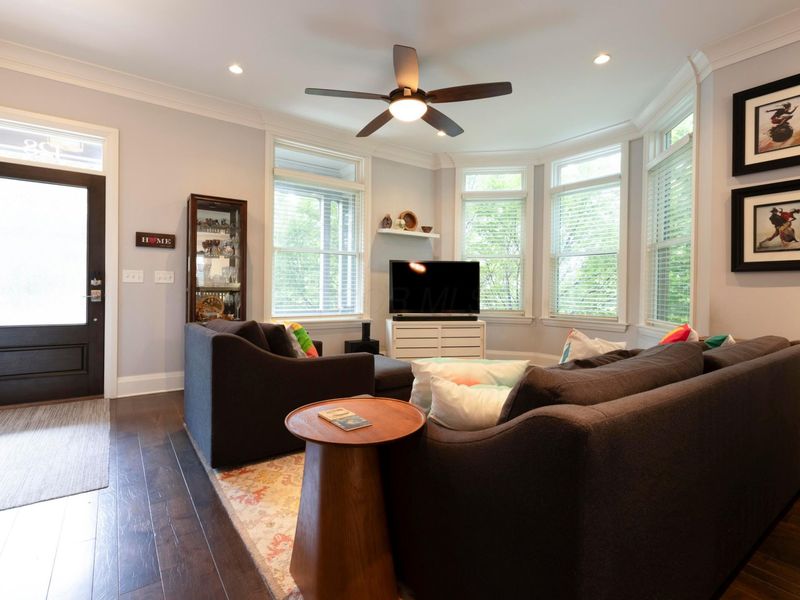 128 W Starr Avenue, Unit Unit 1, Columbus, OH 43201 Photo 4