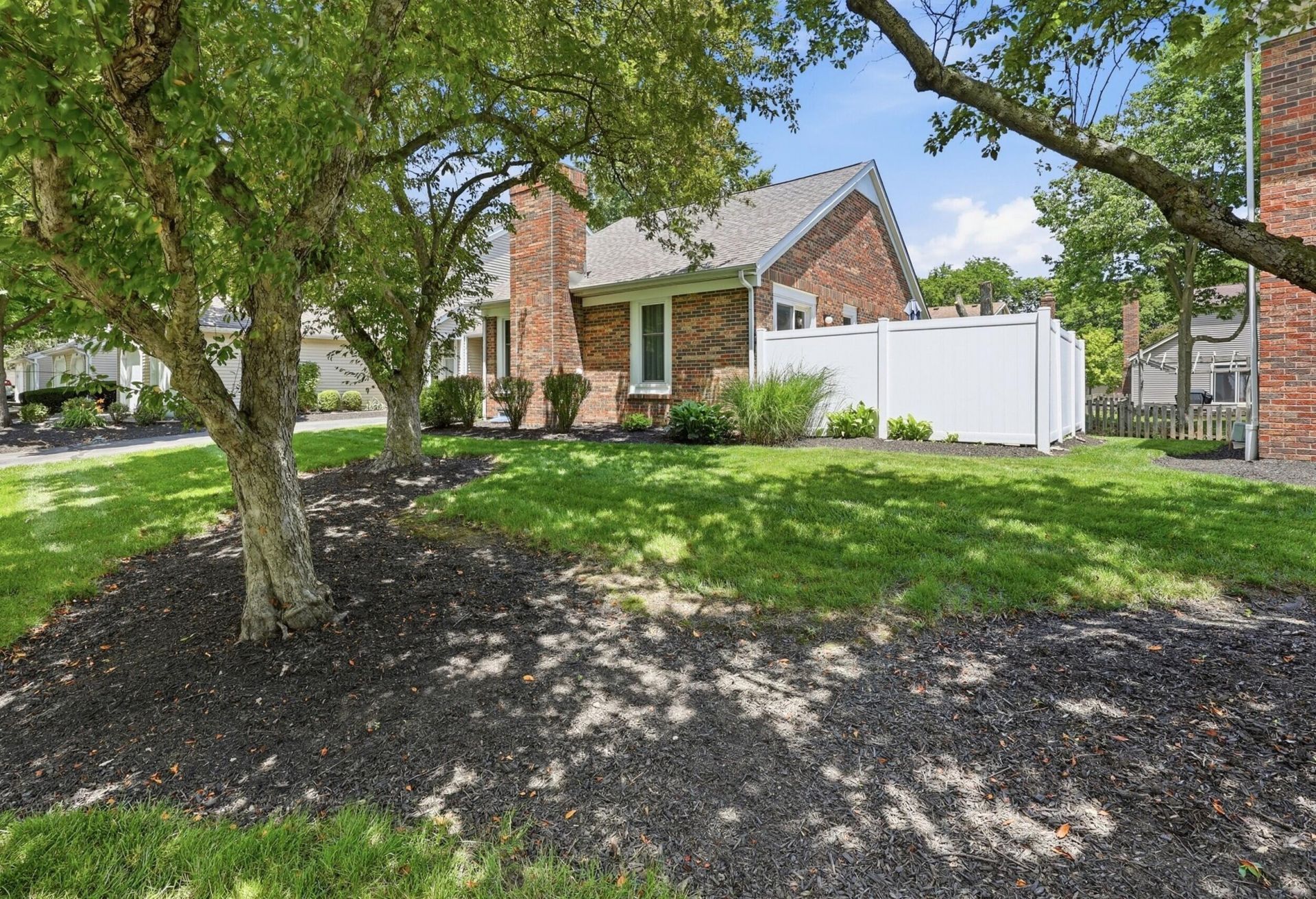 5800 Parkbridge Lane, Unit 13-1, Dublin, OH 43016 Main Photo