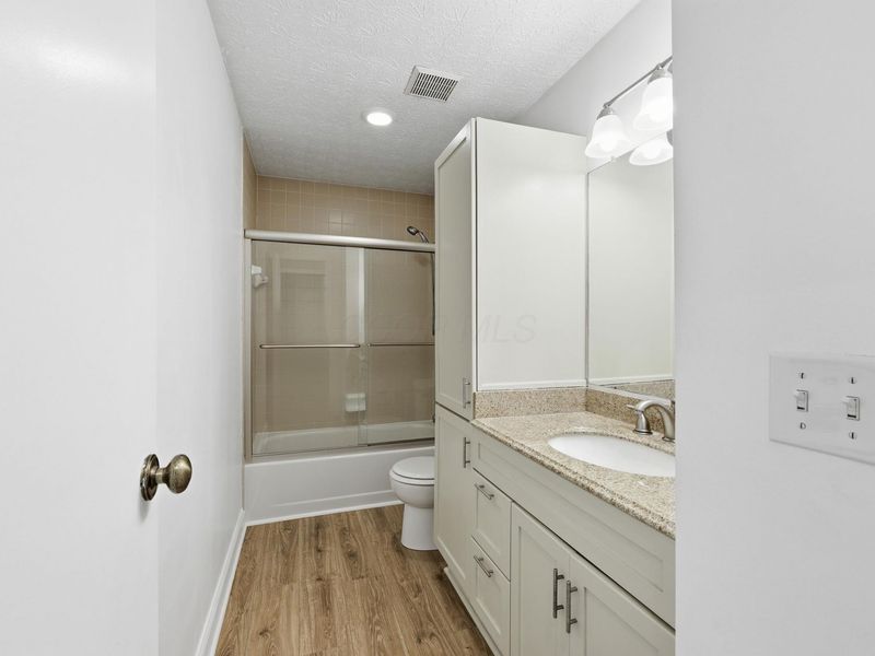 5800 Parkbridge Lane, Unit 13-1, Dublin, OH 43016 Photo 18