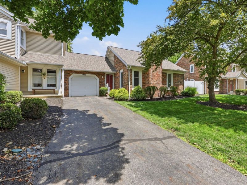 5800 Parkbridge Lane, Unit 13-1, Dublin, OH 43016 Photo 2