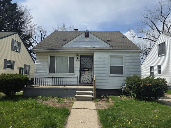 9245 Archdale Street, Detroit, MI 48228