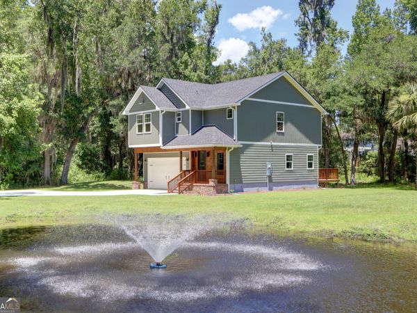 91 Sir Edward Teach Road, Midway, GA 31320