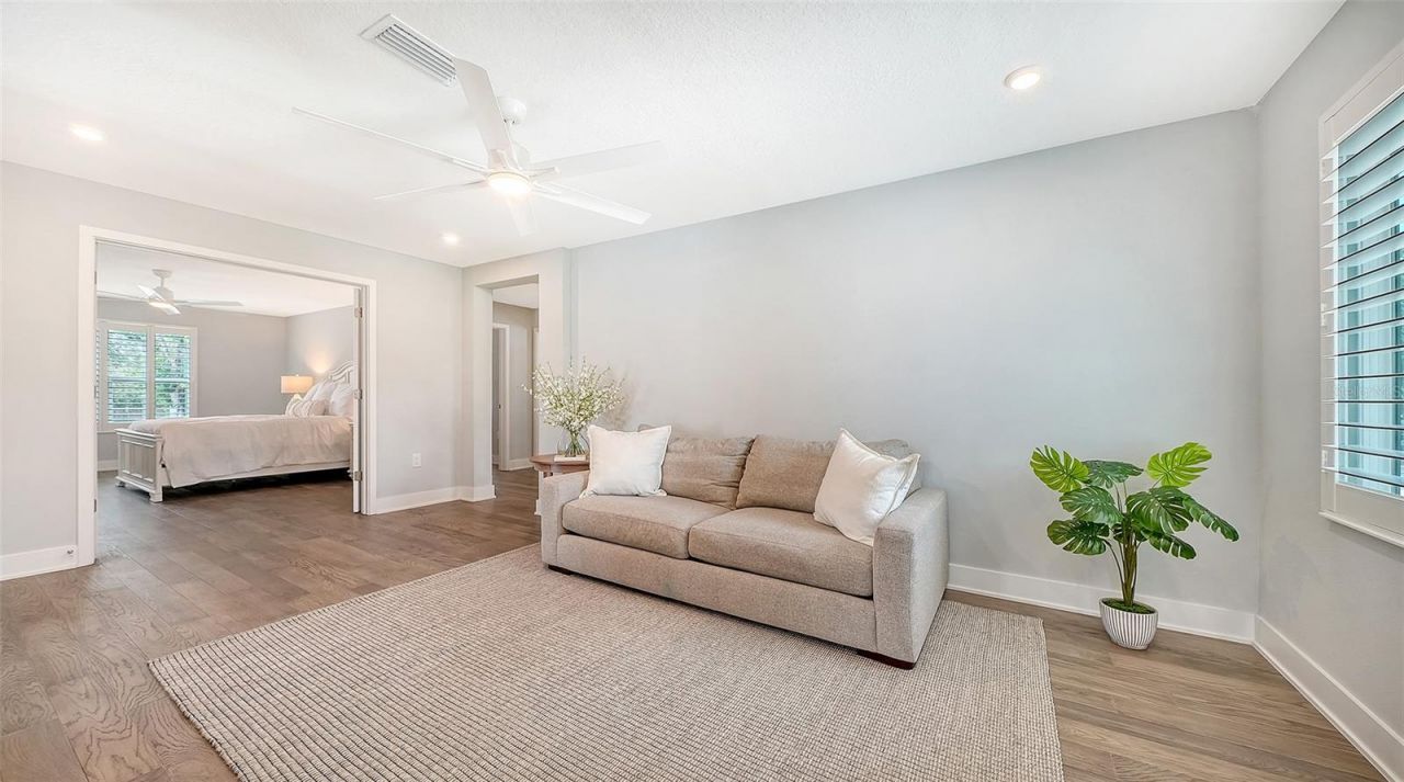 2554 Floyd Street, Sarasota, FL 34239 Photo