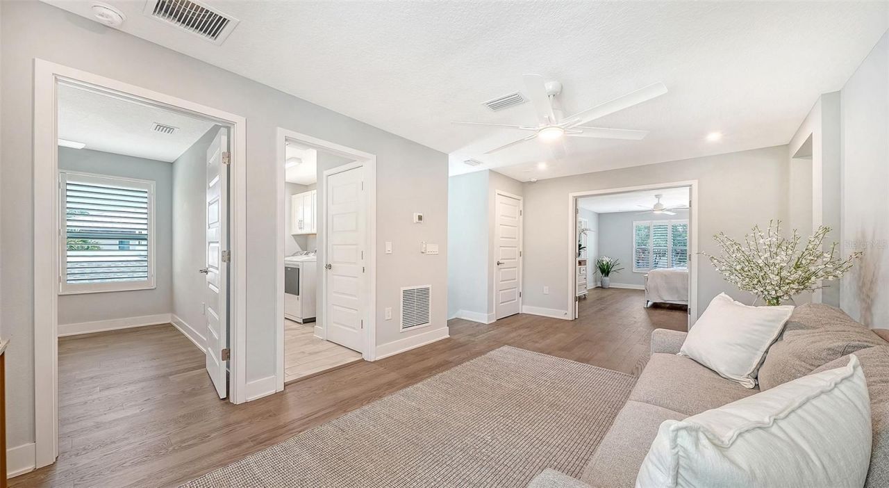 2554 Floyd Street, Sarasota, FL 34239 Photo