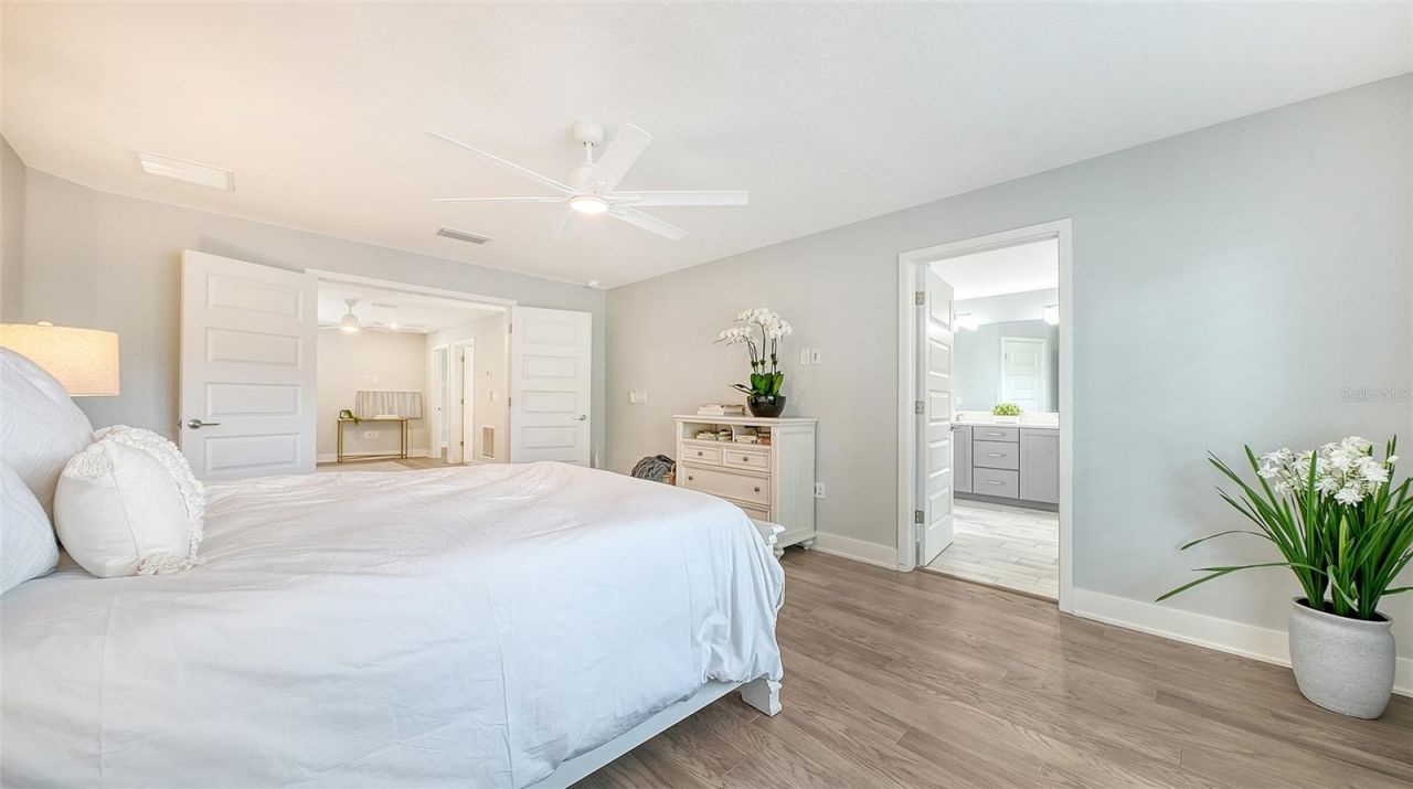 2554 Floyd Street, Sarasota, FL 34239 Photo