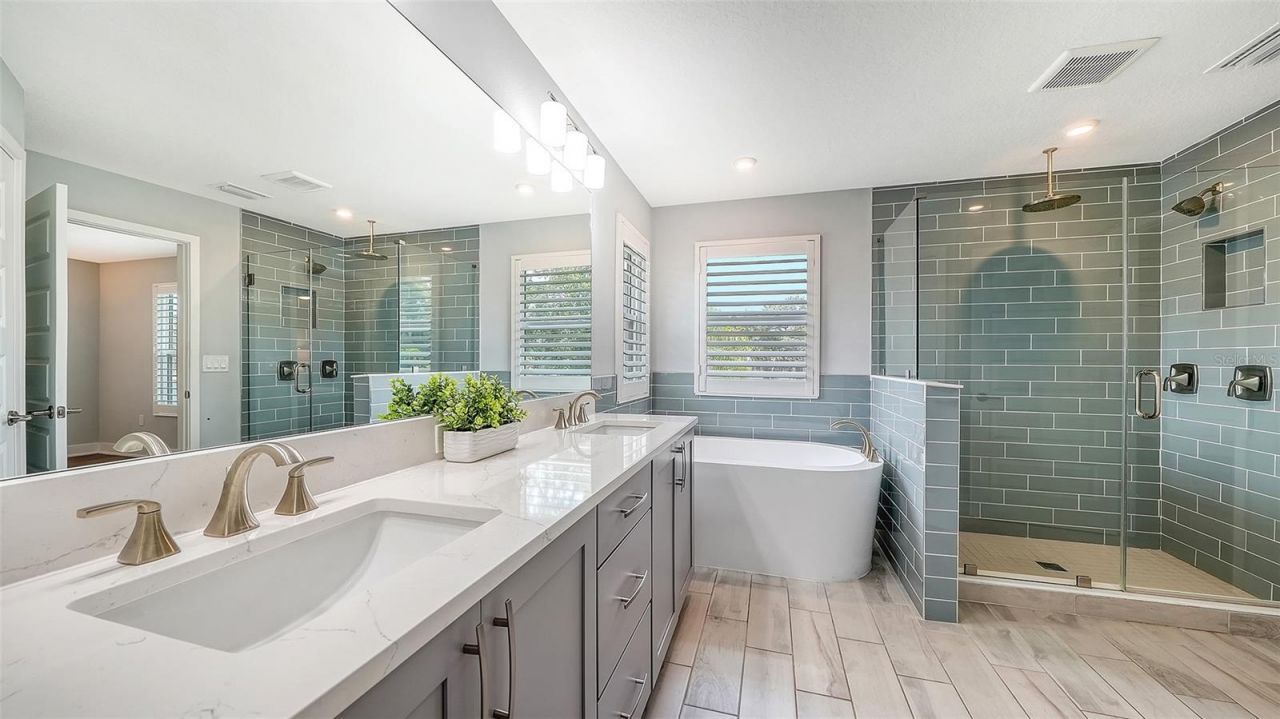 2554 Floyd Street, Sarasota, FL 34239 Photo