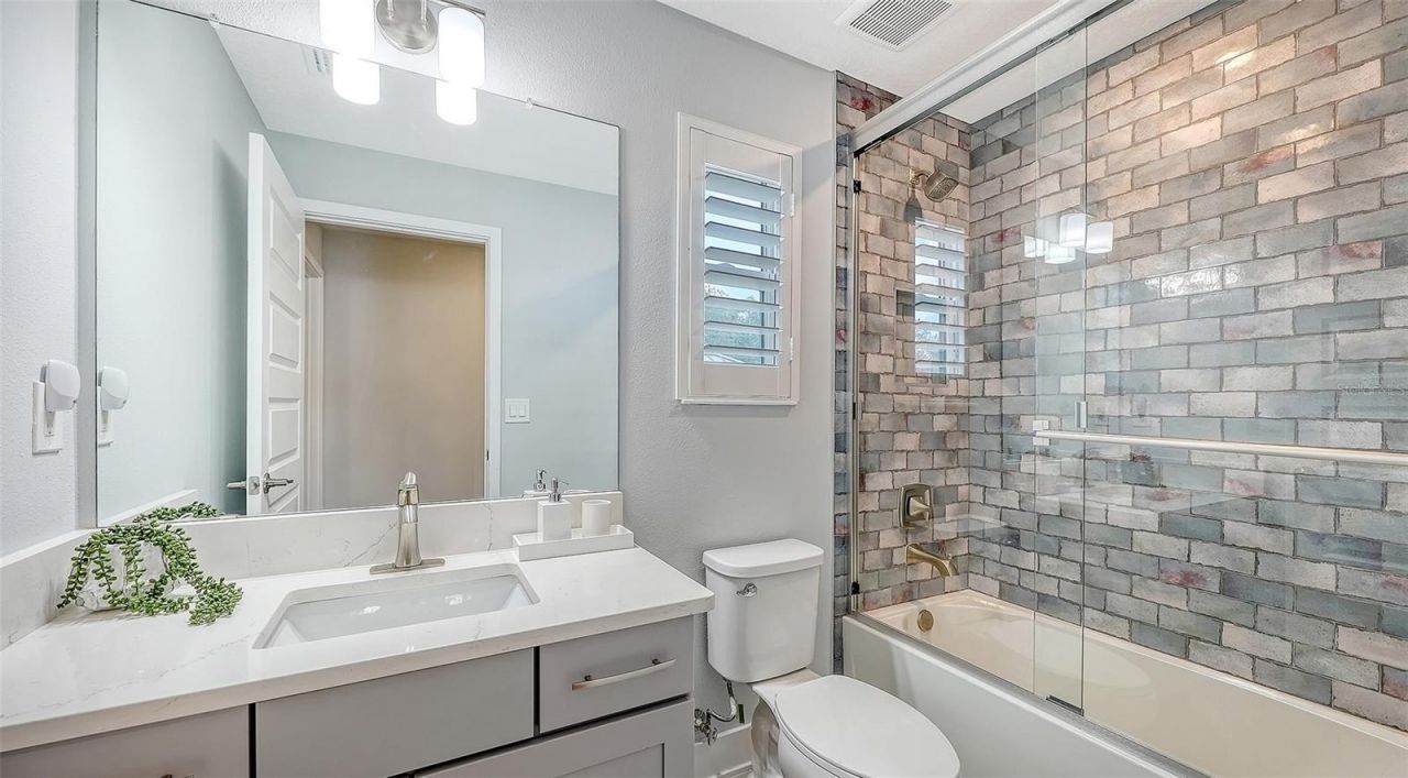 2554 Floyd Street, Sarasota, FL 34239 Photo