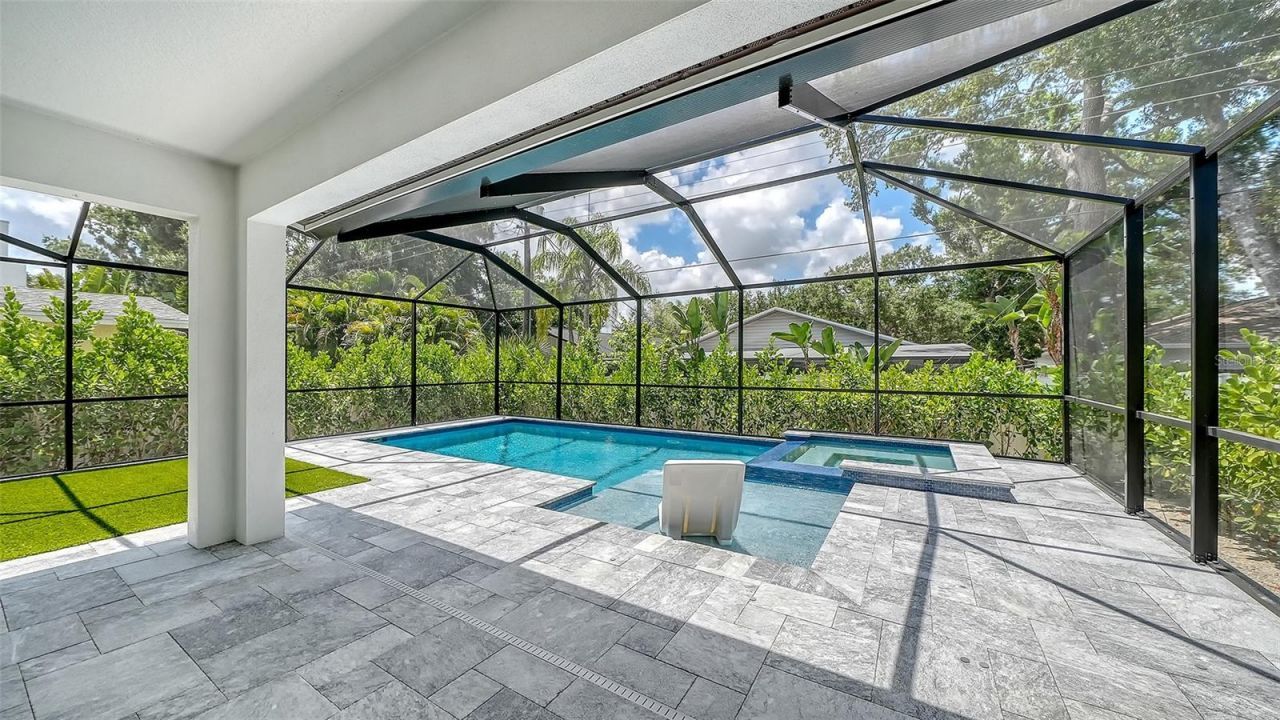 2554 Floyd Street, Sarasota, FL 34239 Photo
