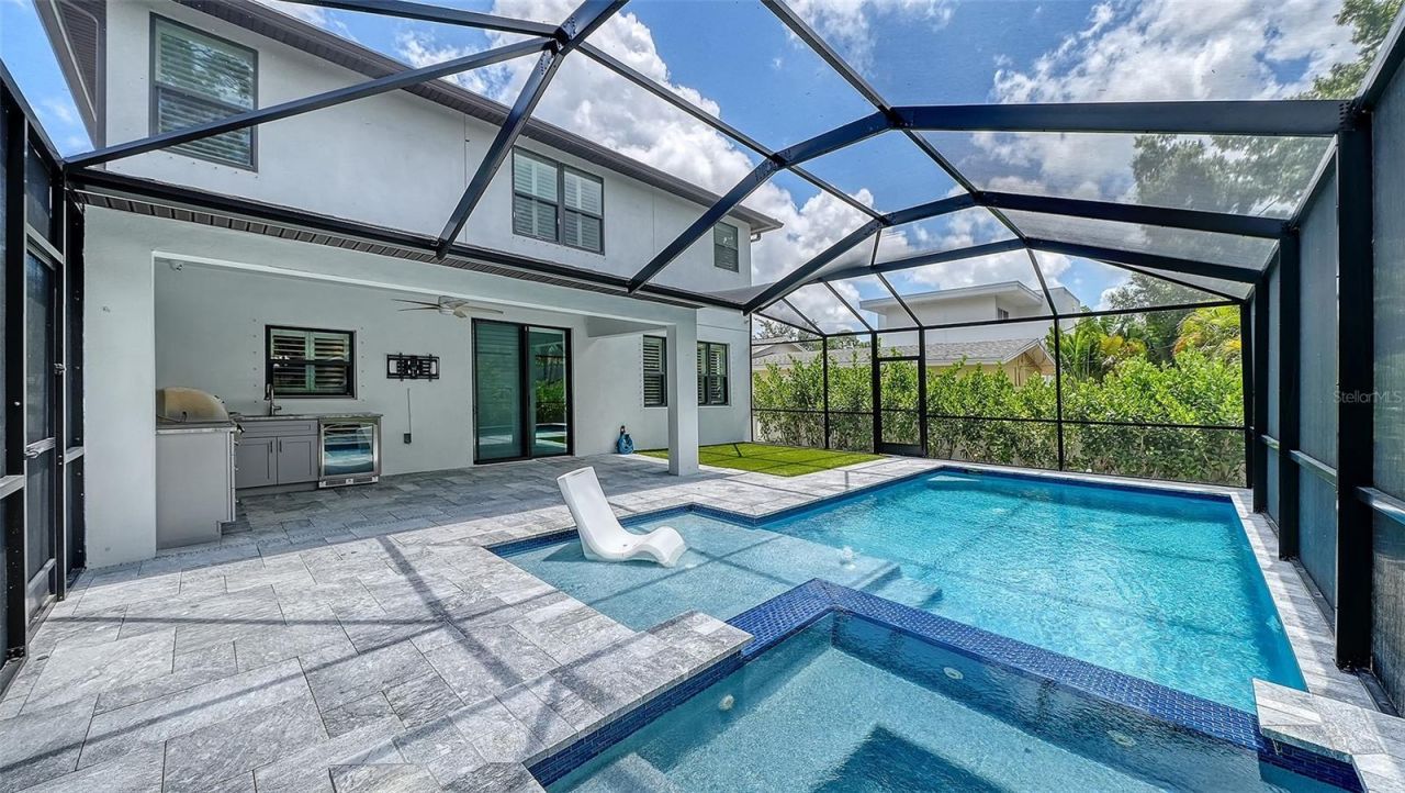 2554 Floyd Street, Sarasota, FL 34239 Photo