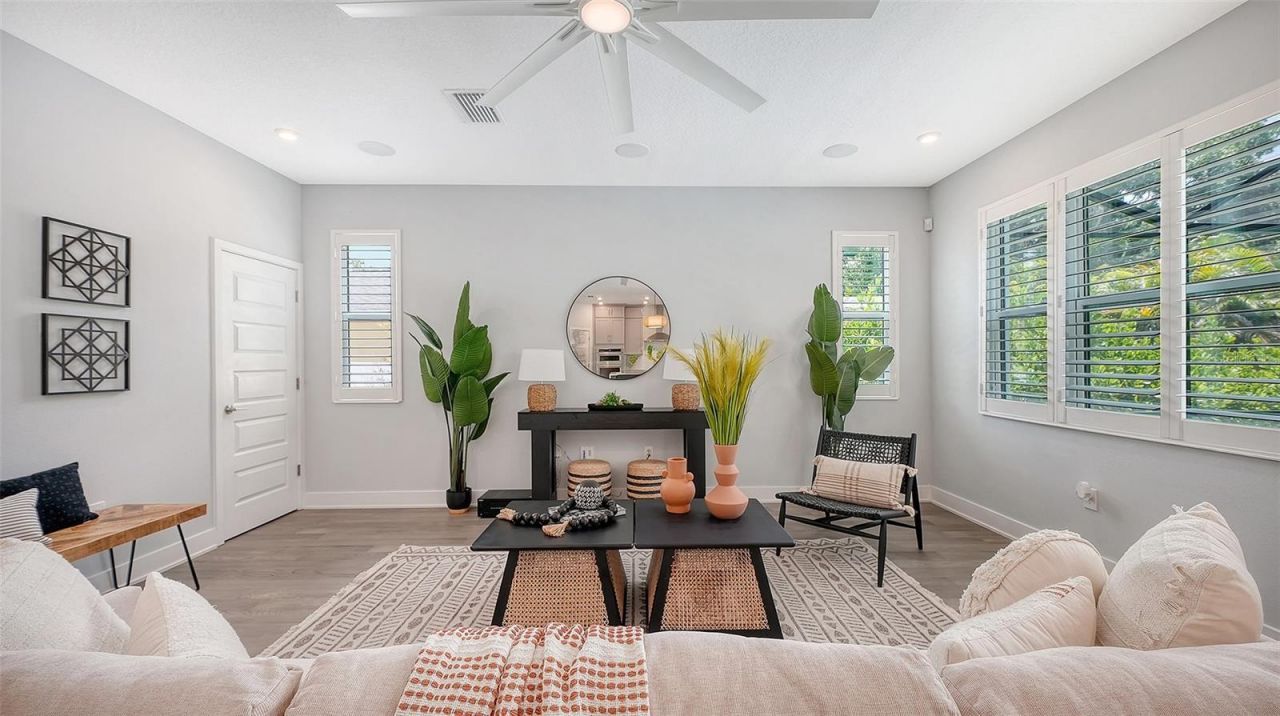 2554 Floyd Street, Sarasota, FL 34239 Photo