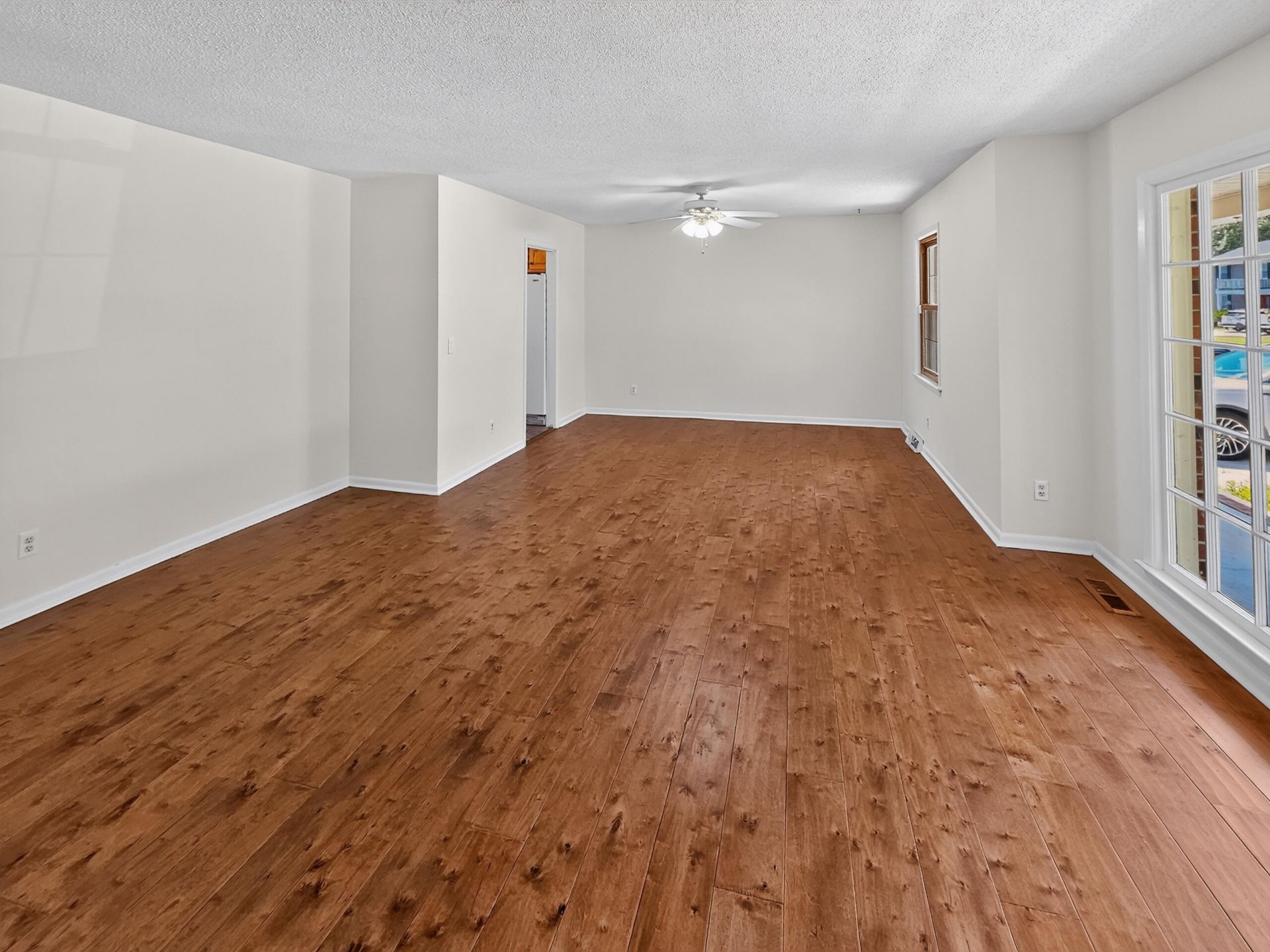 101 Beacon Hill Lane Photo 11