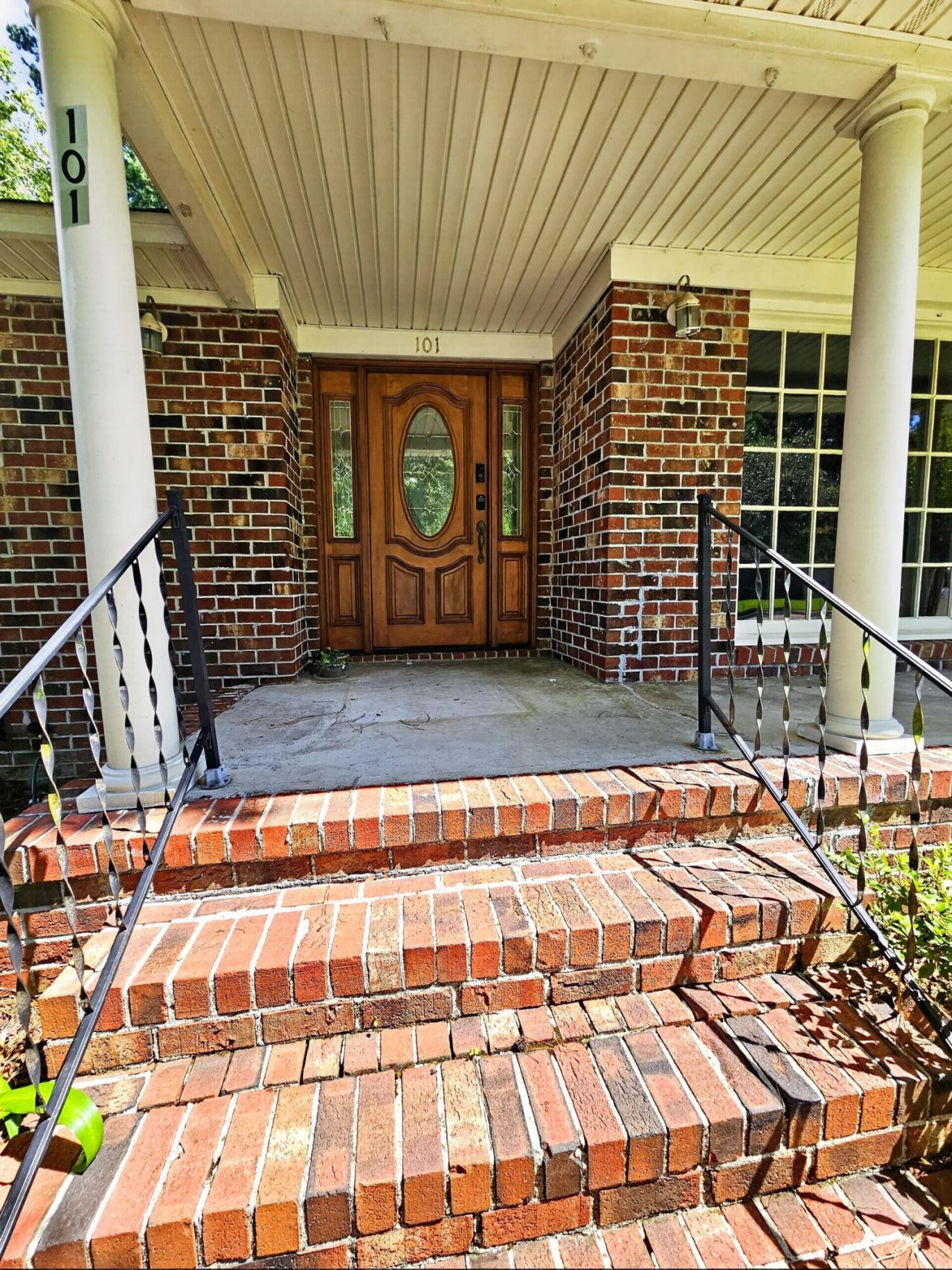101 Beacon Hill Lane Photo 4