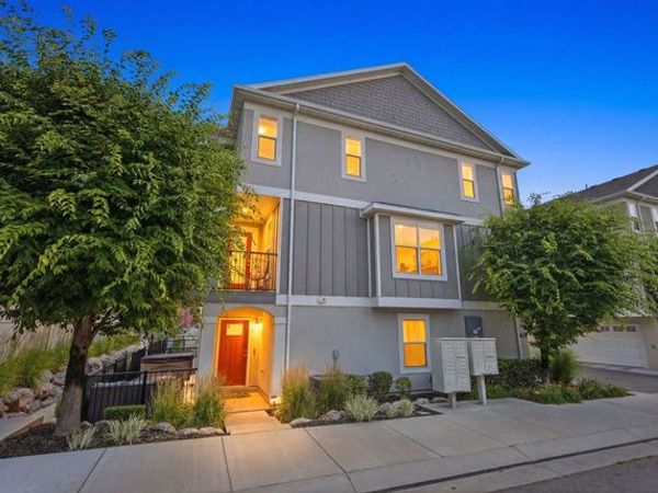 5627 S JUSTICE HOWE LN , Unit 1, Murray, UT 84107