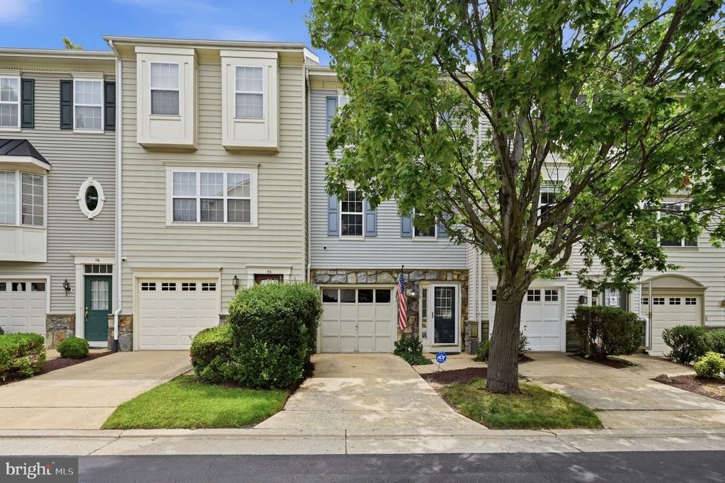 112 Cahill Drive, Alexandria, VA 22304 Main Photo