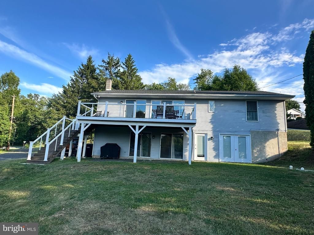 598 Wynonah Drive , Auburn, PA 17922 Main Photo