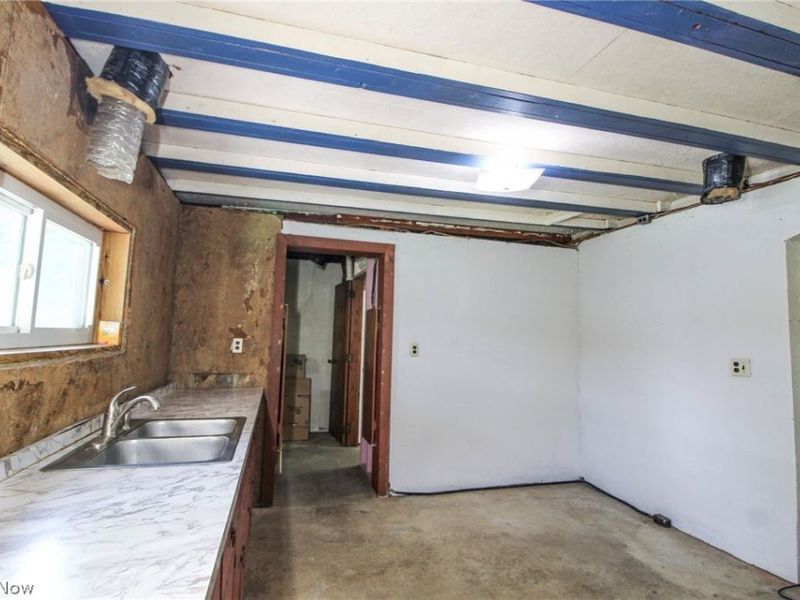 10195 Goosecreek Road, Roseville, OH 43777 Photo 8