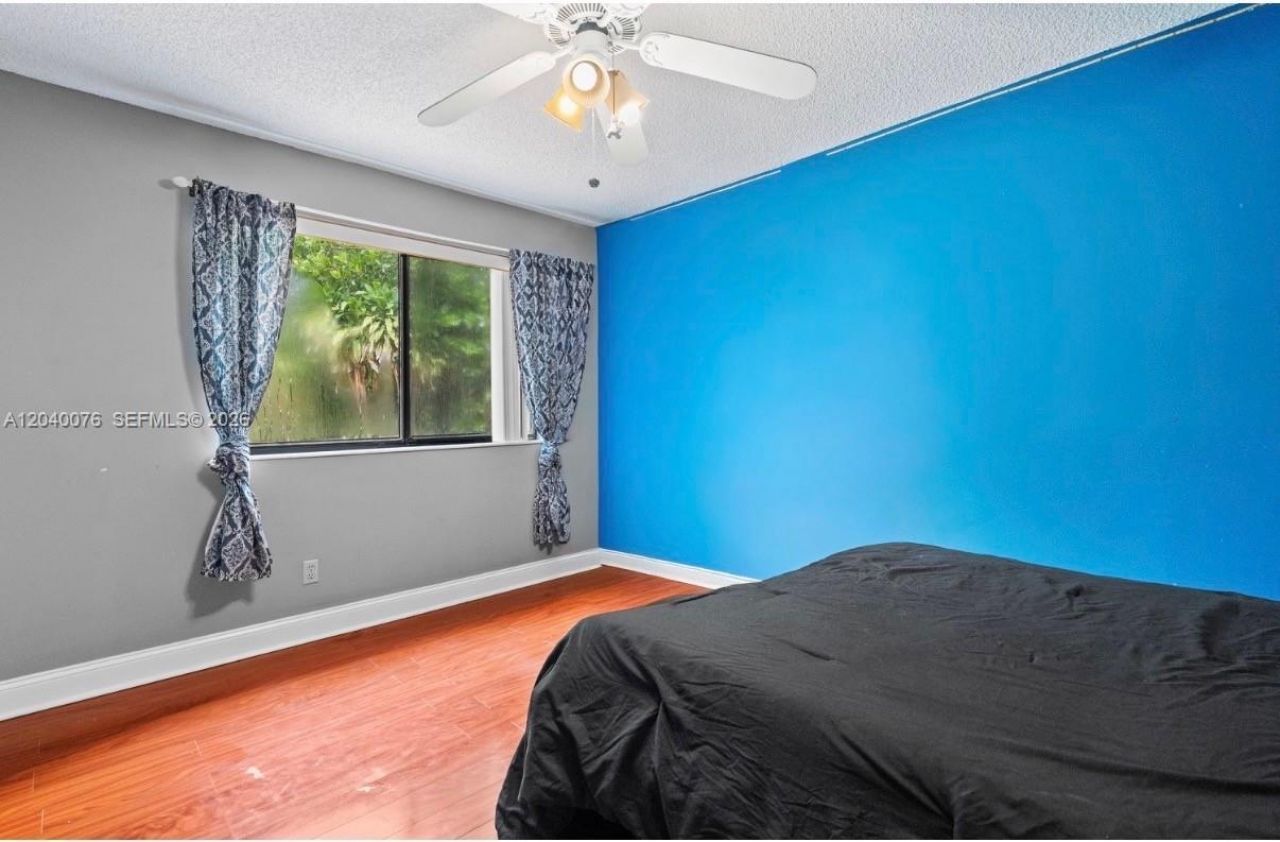 3539 W Inverrary Blvd W, Lauderhill, FL 33319 Photo