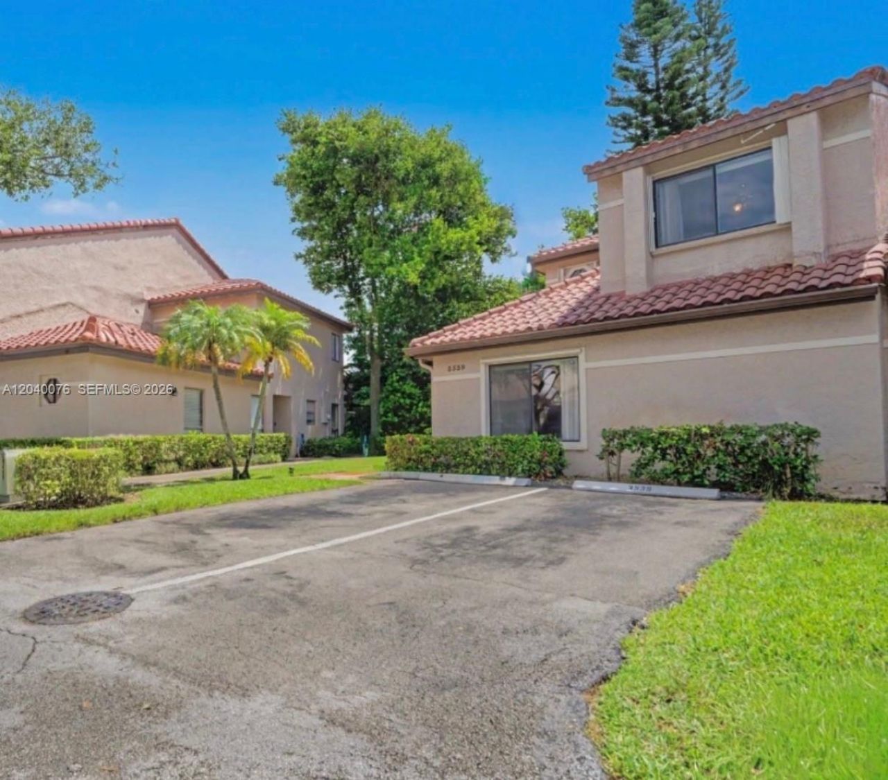 3539 W Inverrary Blvd W, Lauderhill, FL 33319 Photo