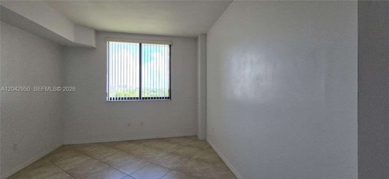 3590 Coral Way, Unit 902, Miami, FL 33145 Photo