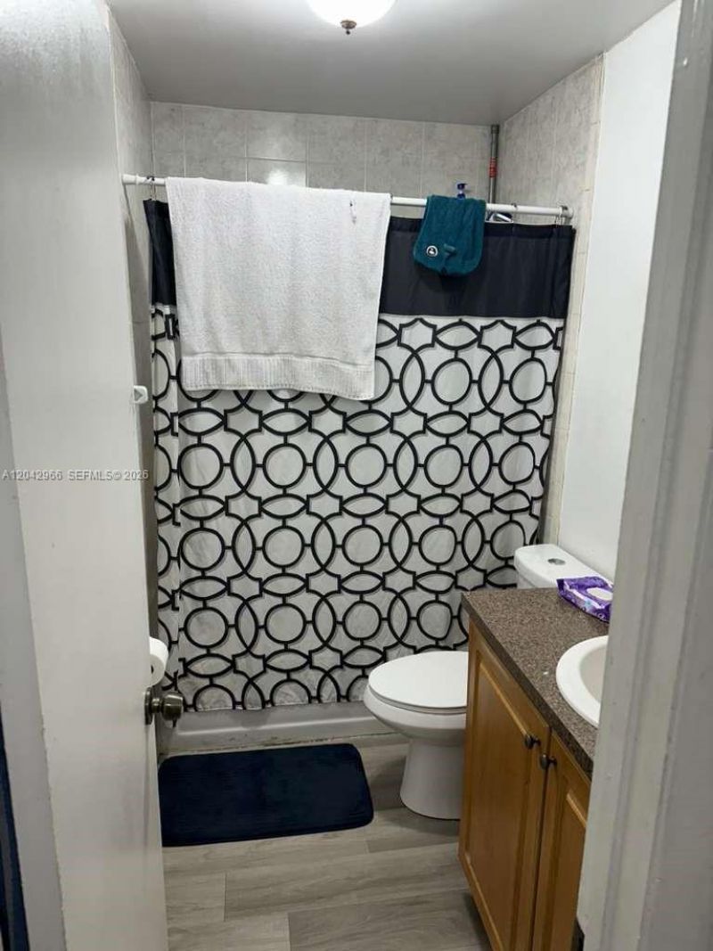 6125 W 20th Ave , Unit 312, Hialeah, FL 33012 Photo