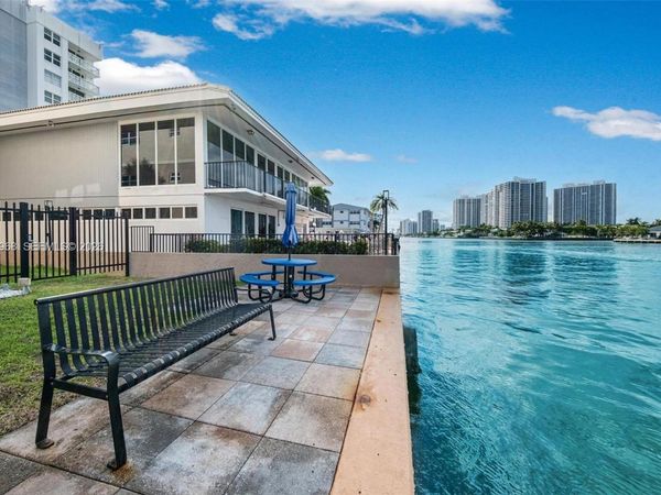 2097 S Ocean Dr, Unit 411, Hallandale Beach, FL 33009