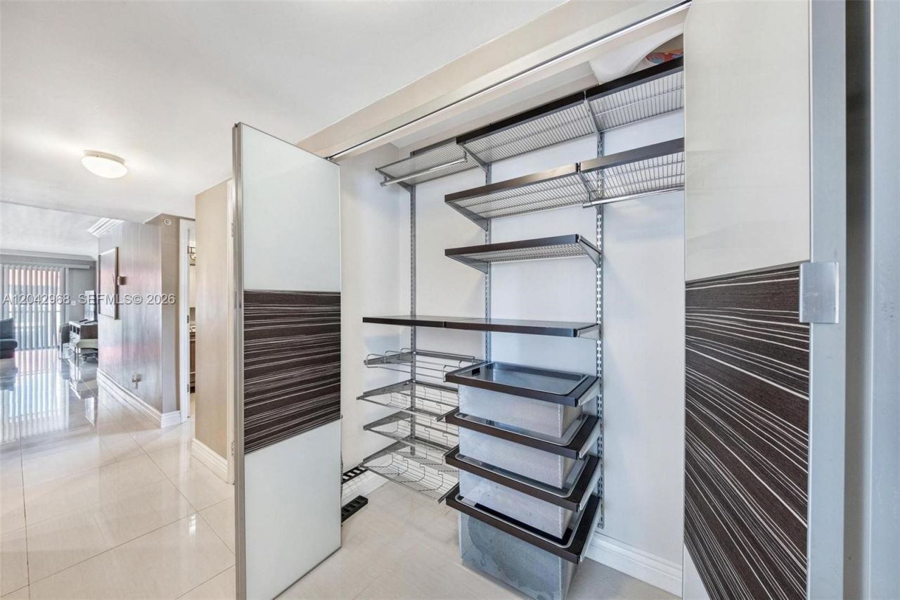 2097 S Ocean Dr, Unit 411, Hallandale Beach, FL 33009 Photo