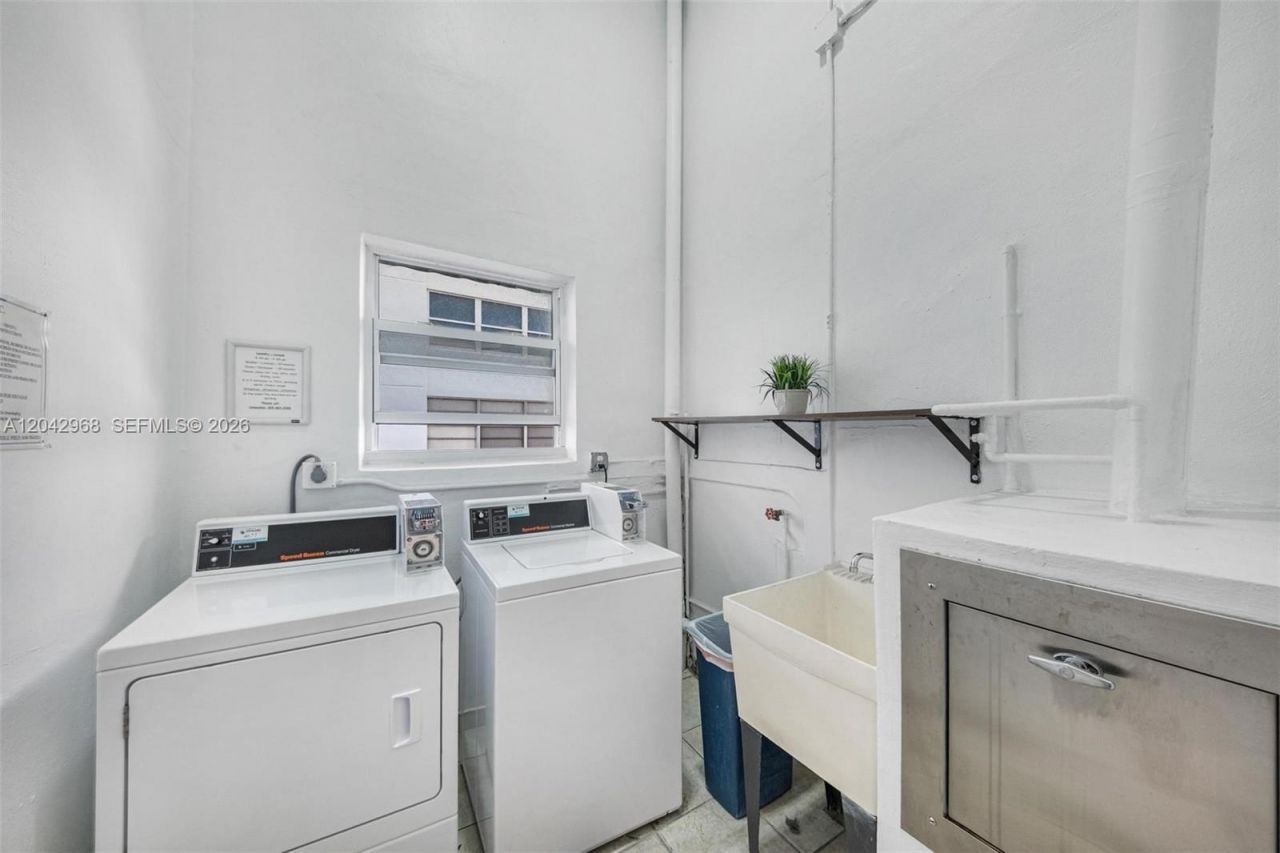 2097 S Ocean Dr, Unit 411, Hallandale Beach, FL 33009 Photo