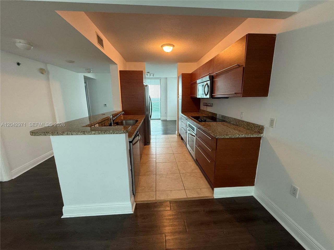 2681 N Flamingo Rd , Unit 2101S, Sunrise, FL 33323 Photo