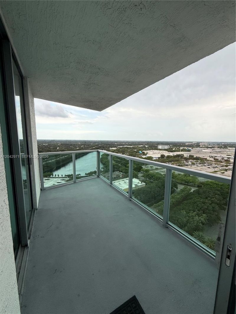 2681 N Flamingo Rd , Unit 2101S, Sunrise, FL 33323 Photo