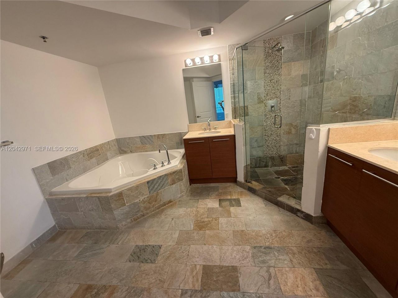 2681 N Flamingo Rd , Unit 2101S, Sunrise, FL 33323 Photo