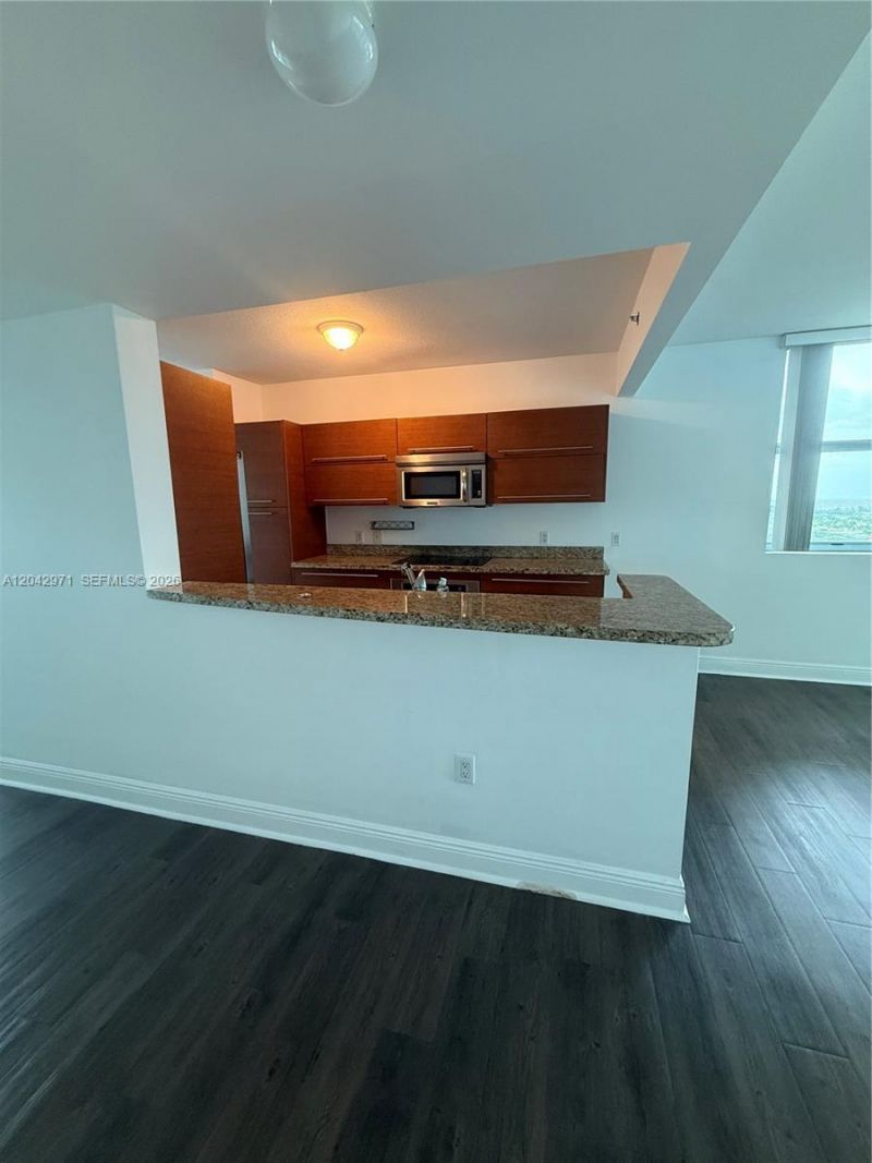 2681 N Flamingo Rd , Unit 2101S, Sunrise, FL 33323 Photo