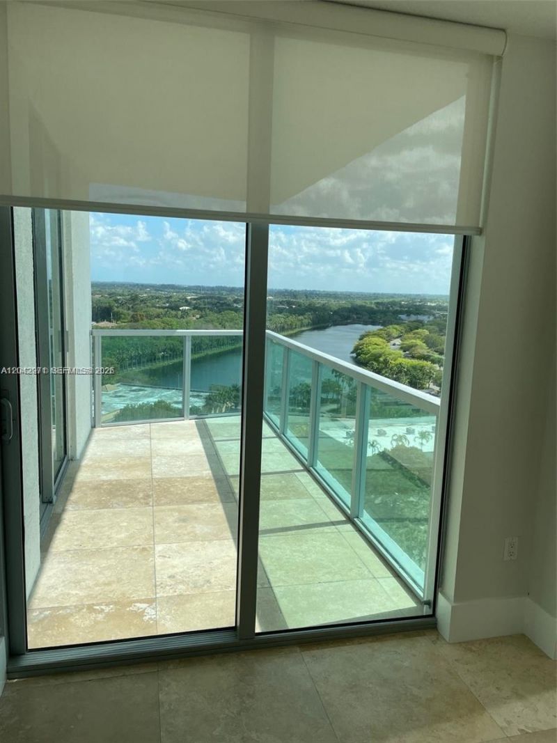 2681 N Flamingo Rd , Unit 2101S, Sunrise, FL 33323 Photo
