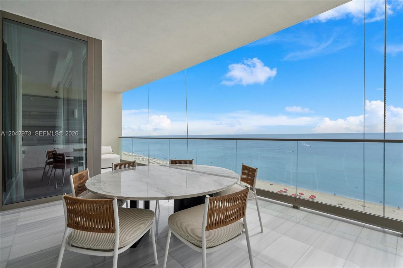 17901 Collins Avenue , Unit 902, Sunny Isles Beach, FL 33160 Photo