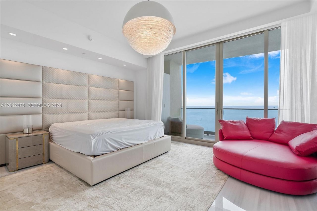 17901 Collins Avenue , Unit 902, Sunny Isles Beach, FL 33160 Photo