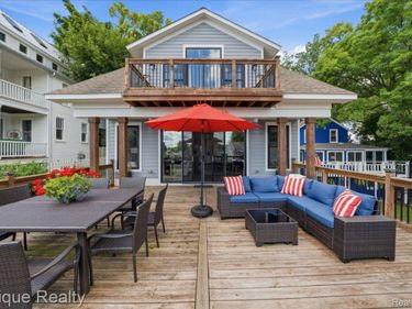 114 Bellevue Avenue, Lake Orion Village, Mi 48362