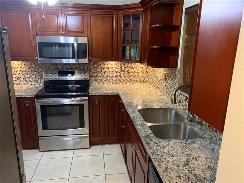 2830 Riverside Drive, Unit 102-3, Coral Springs, FL 33065 Photo