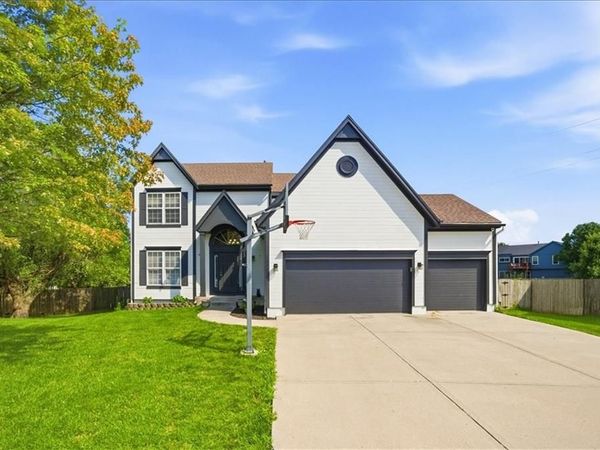 16345 S Warwick Street, Olathe, KS 66062