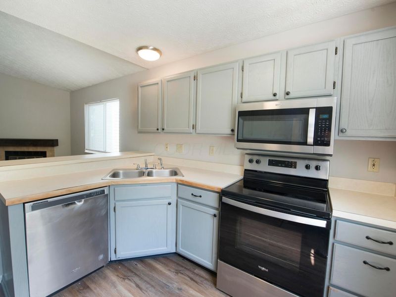 3518 Westbay Drive, Columbus, OH 43231 Photo 10