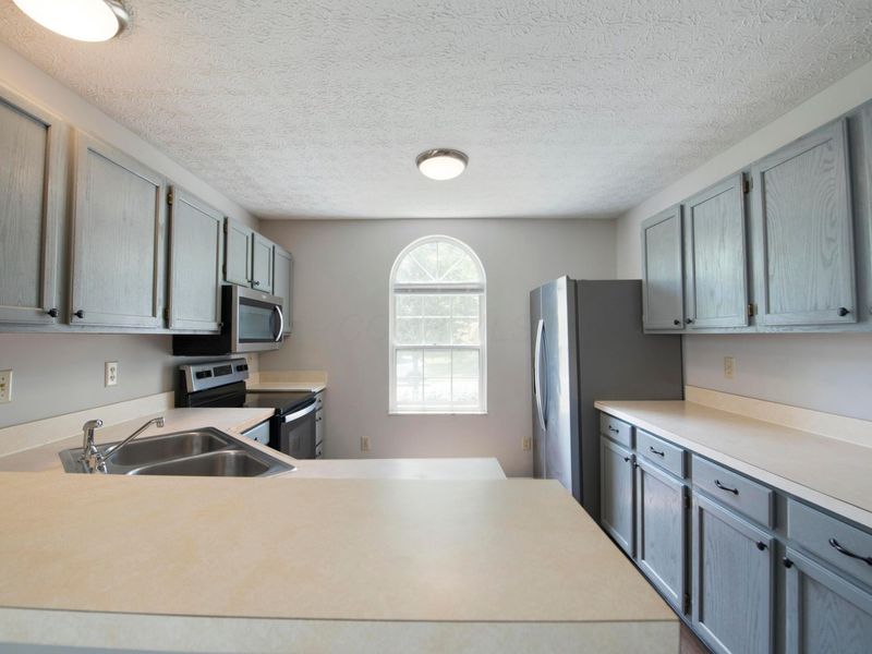 3518 Westbay Drive, Columbus, OH 43231 Photo 7