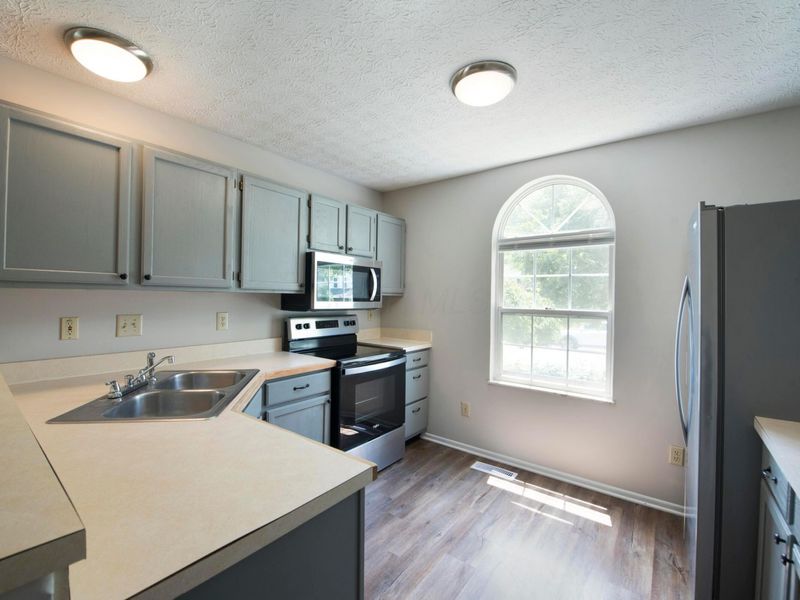 3518 Westbay Drive, Columbus, OH 43231 Photo 8
