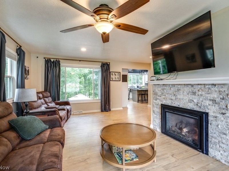 7447 Midland Road, Independence, OH 44131 Photo 10