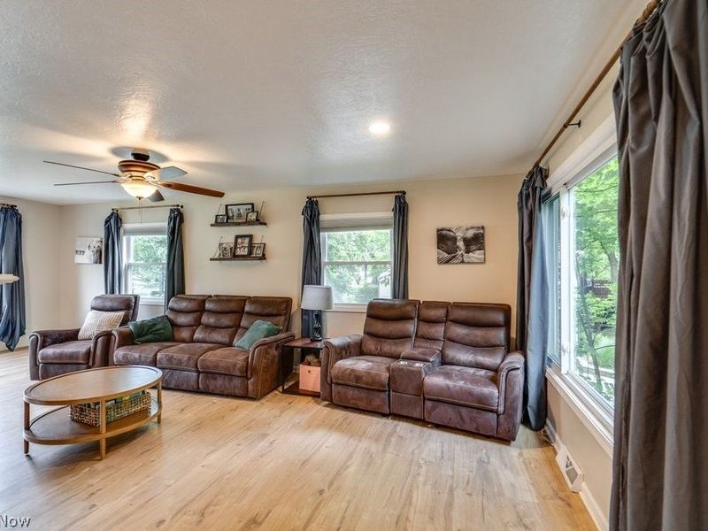 7447 Midland Road, Independence, OH 44131 Photo 13