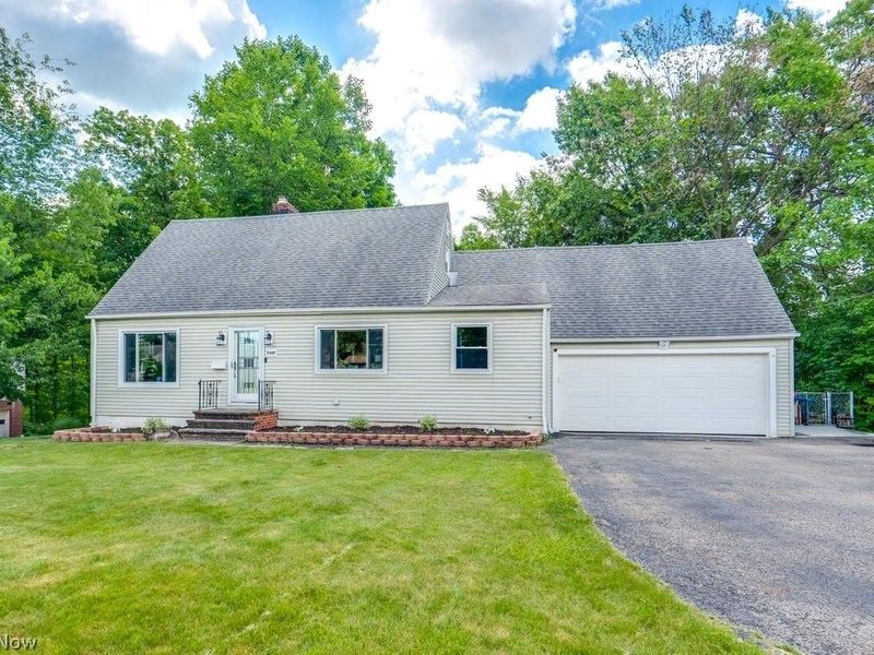 7447 Midland Road, Independence, OH 44131 Photo 2