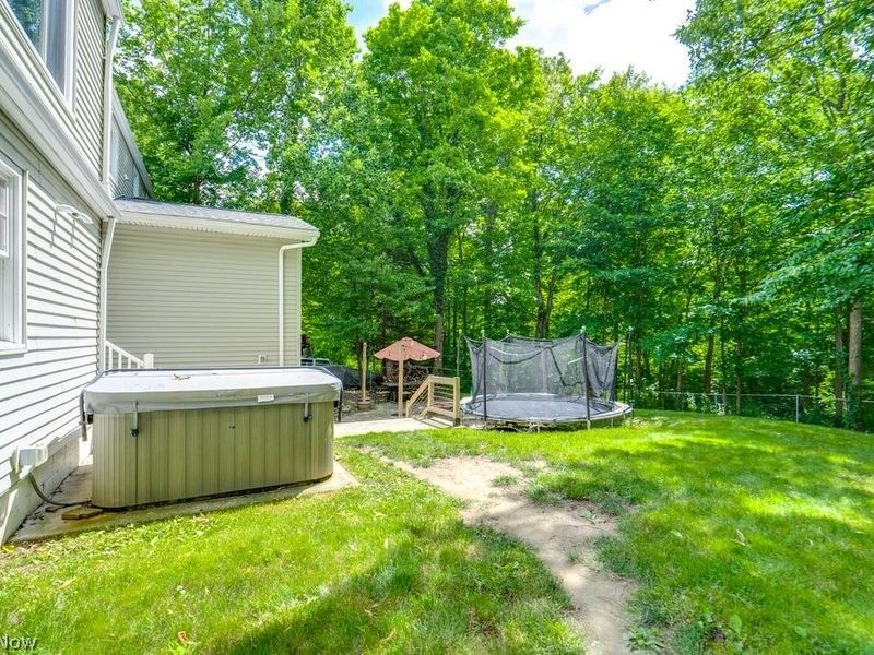 7447 Midland Road, Independence, OH 44131 Photo 3