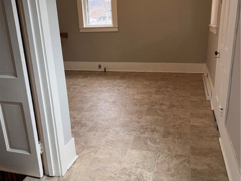 105 N PHILADELPHIA Street, Freeport, OH 43973 Photo 7