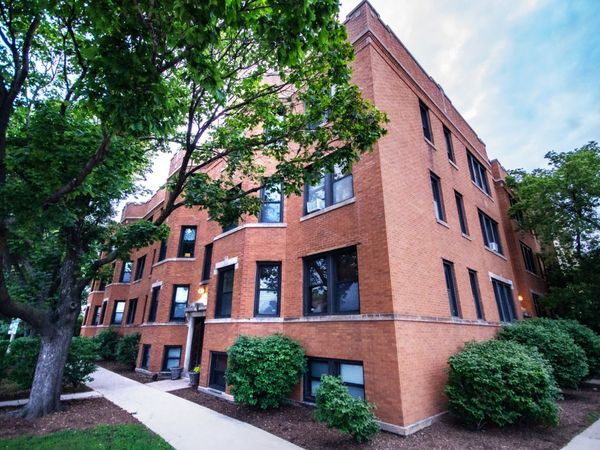 846 WESLEY Avenue, Unit 3, Oak Park, IL 60304