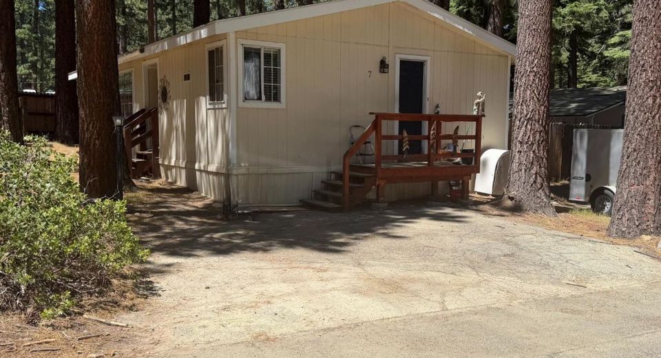 1314 Melba Drive, Unit 7, South Lake Tahoe, CA 96150 Photo