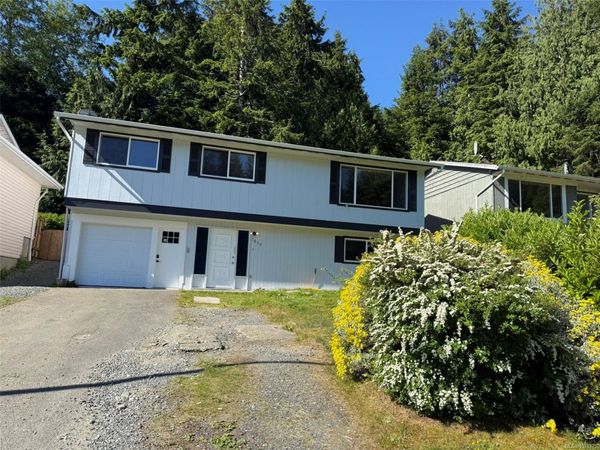 7810 Daphne St , Port Hardy, BC V0N 2P0