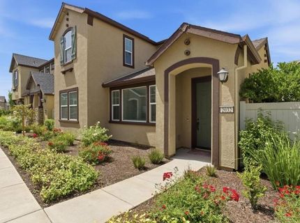 2032 Brave Hawk Loop, Roseville, CA 95747 Photo
